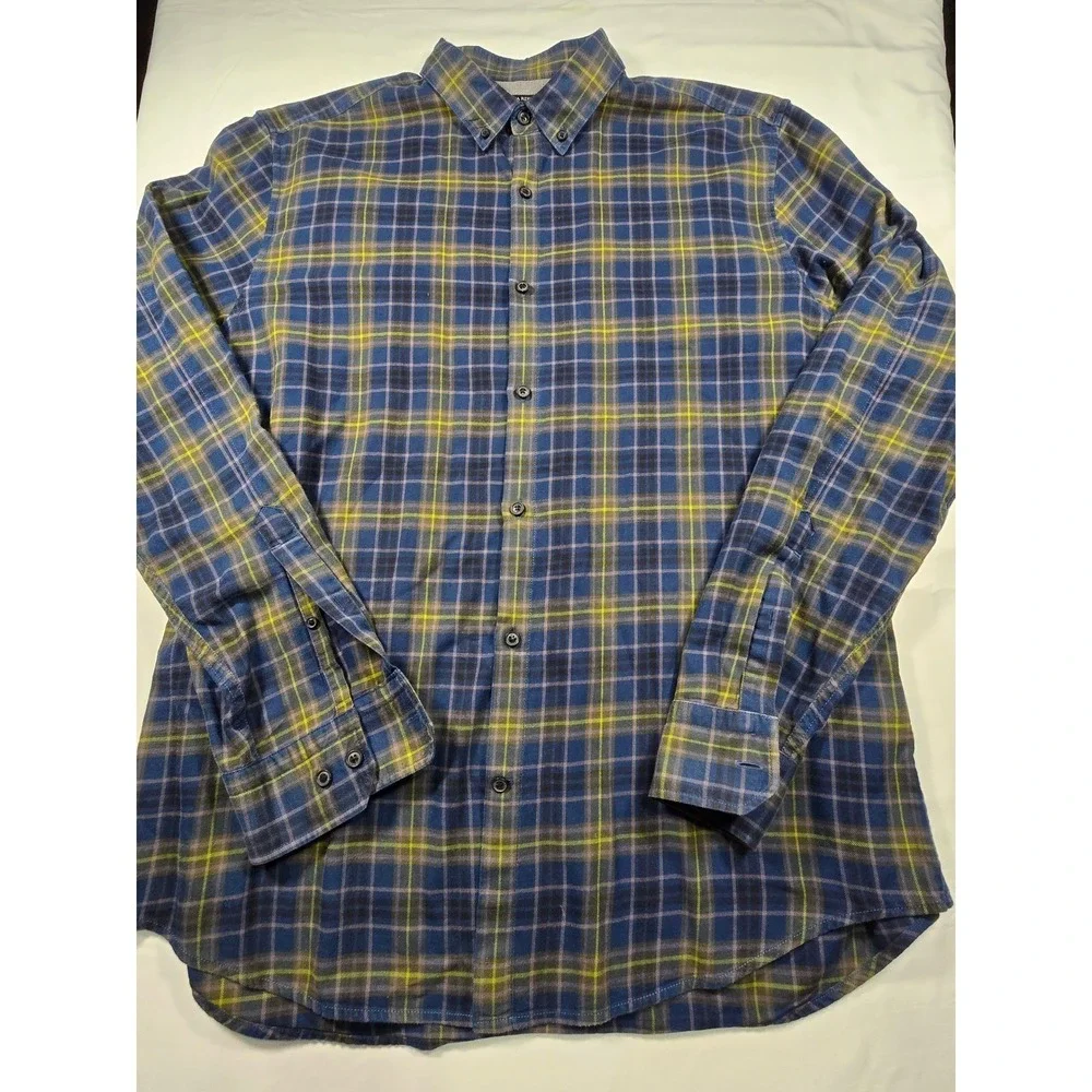 Banana Republic Luxe Flannel Camden Fit Mens Large Blue Plaid Button‎ Down Shirt